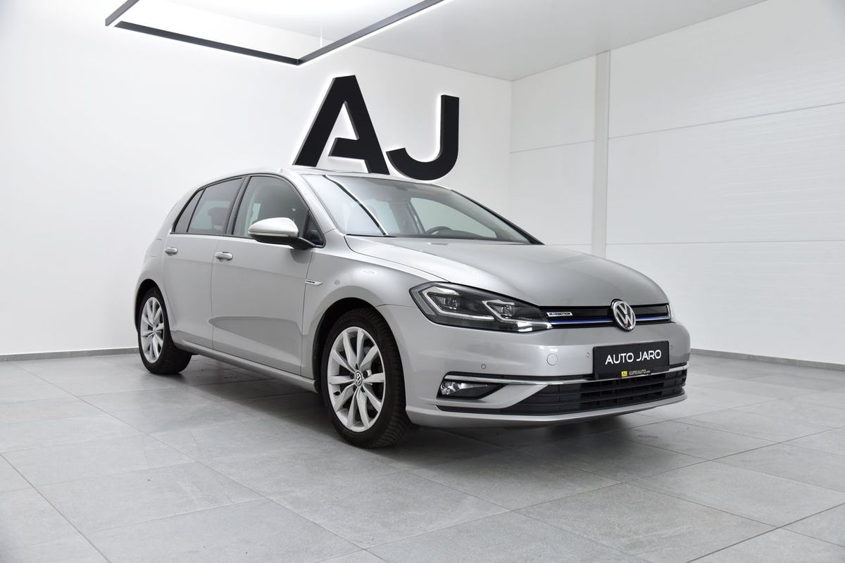 Volkswagen Golf 1.5 TSI Highline DSG náhľad 4