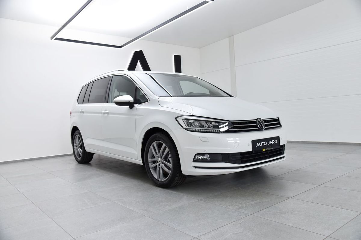 Volkswagen Touran 2.0 TDI Highline DSG náhľad 4