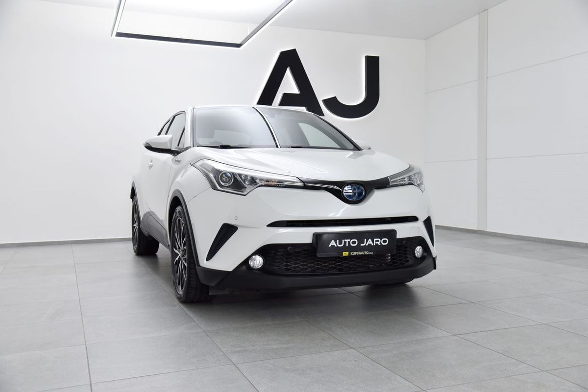Toyota C-HR 1.8 Hybrid Selection E-CVT FWD náhľad 3