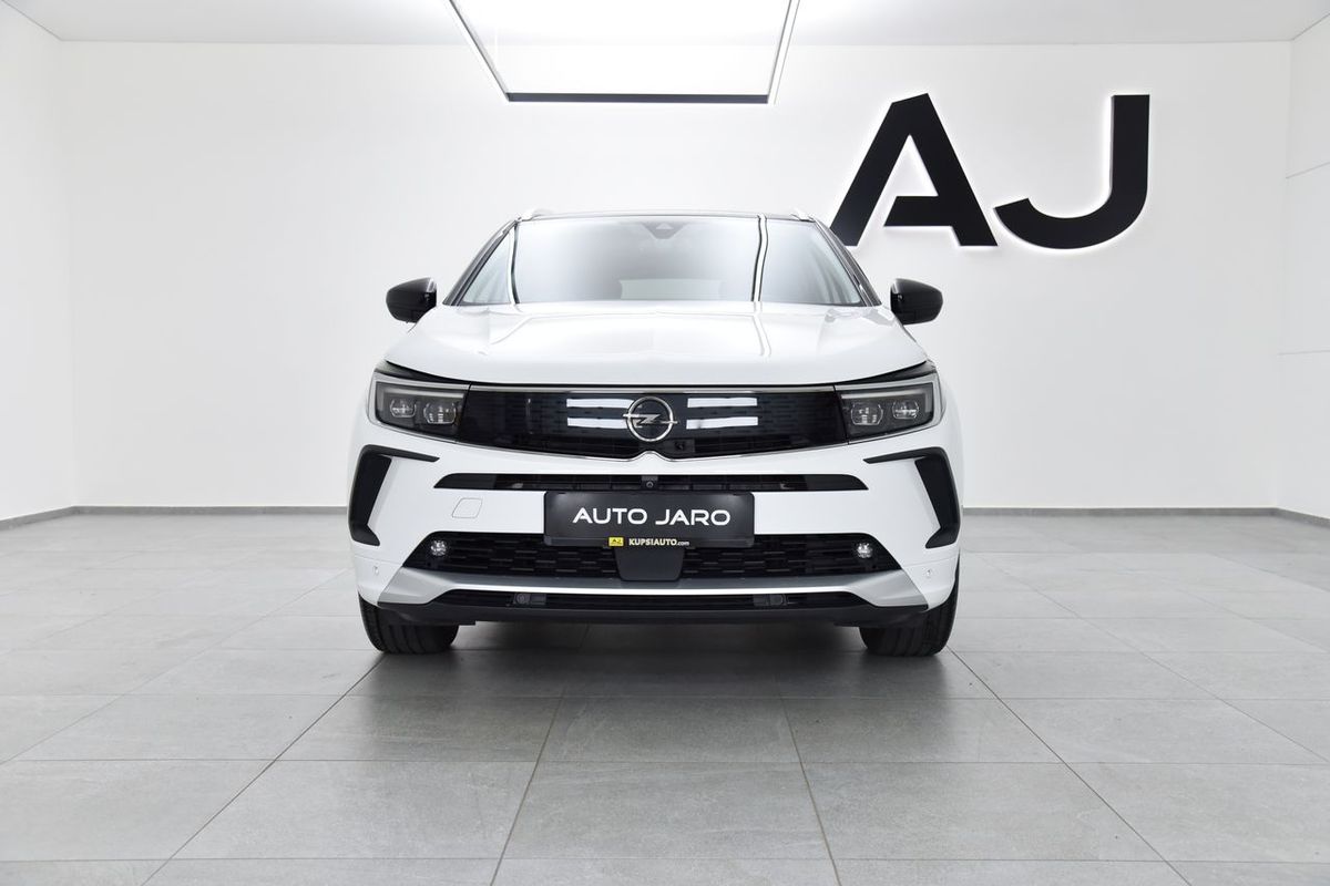 Opel Grandland 1.2 Ultimate A/T náhľad 2