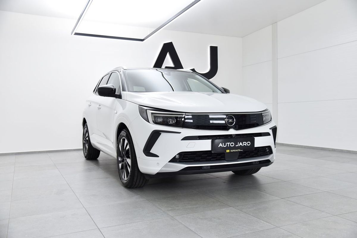 Opel Grandland 1.2 Ultimate A/T náhľad 3