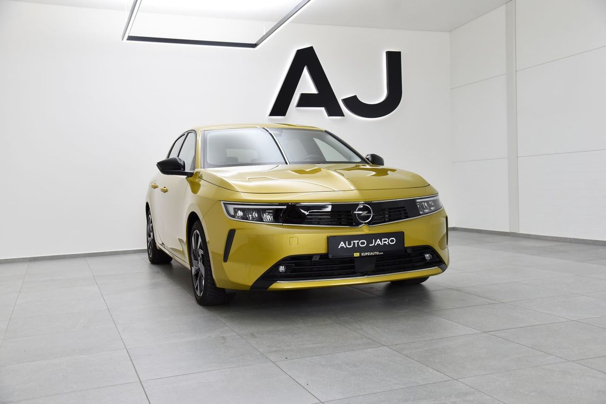 Opel Astra 1.6 Elegance PHEV A/T náhľad 3