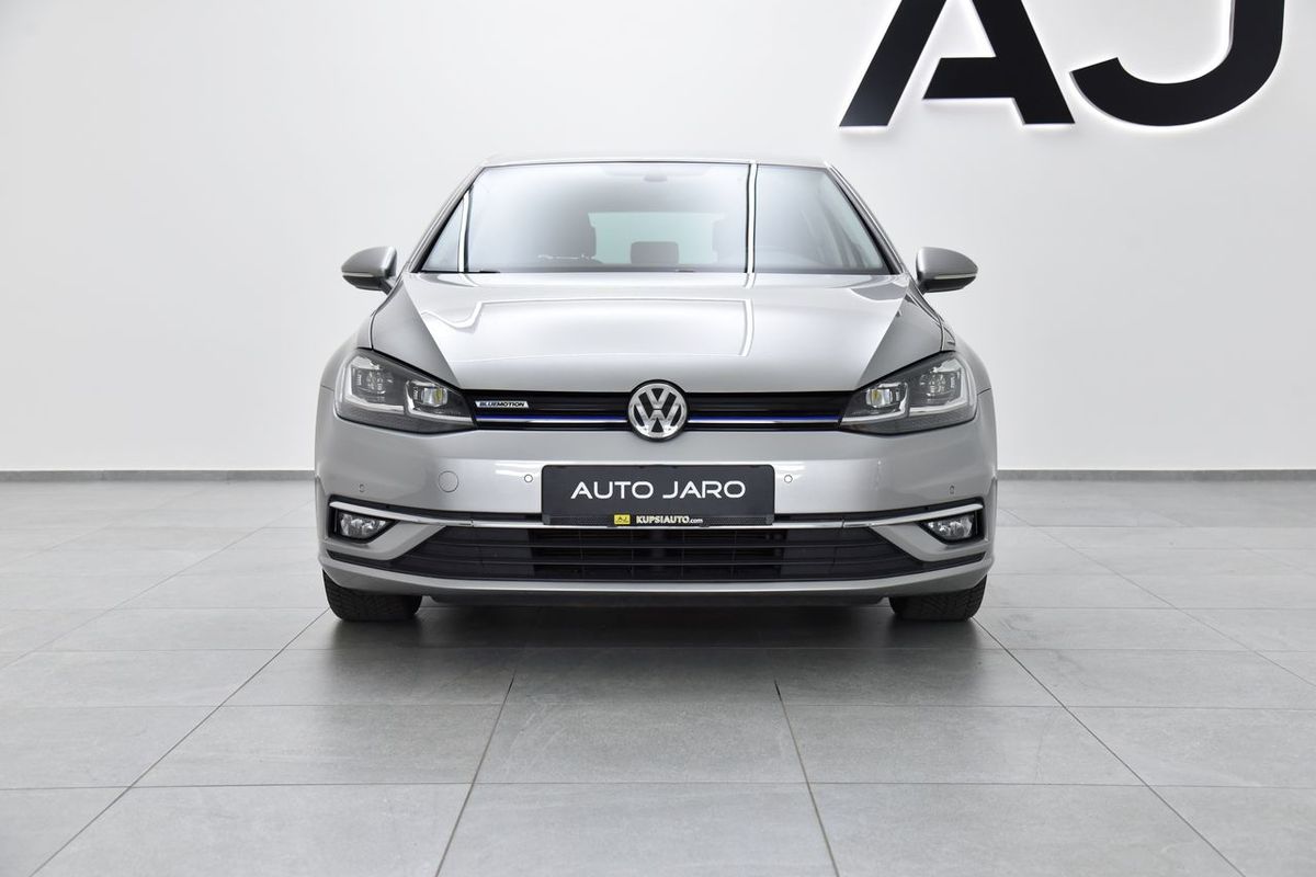Volkswagen Golf 1.5 TSI Highline DSG náhľad 2