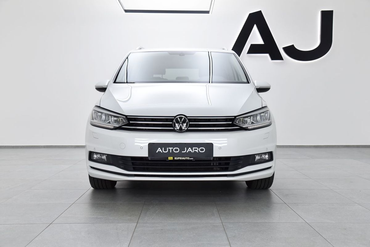 Volkswagen Touran 2.0 TDI Highline DSG náhľad 2