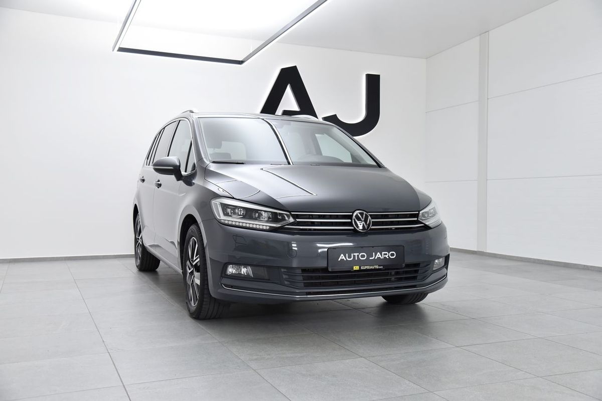 Volkswagen Touran 2.0 TDI Highline DSG náhľad 3